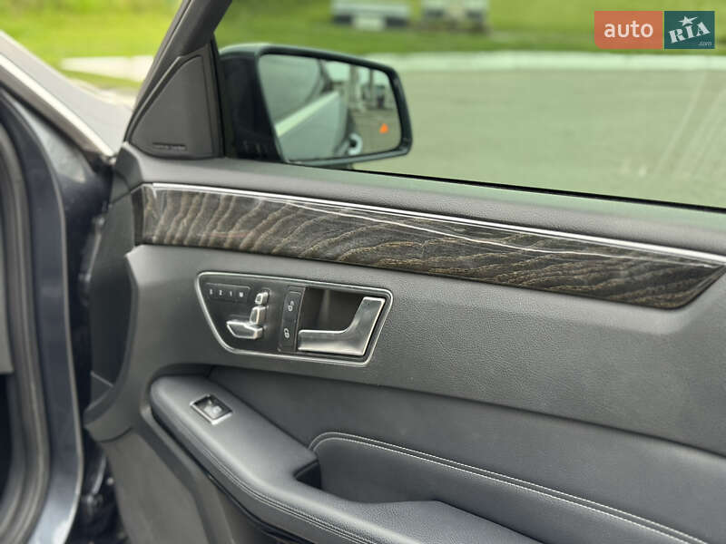 Седан Mercedes-Benz E-Class 2015 в Ровно фото 18 Седан Mercedes-Benz E-Class 2015 в Ровно