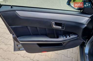 Седан Mercedes-Benz E-Class 2015 в 