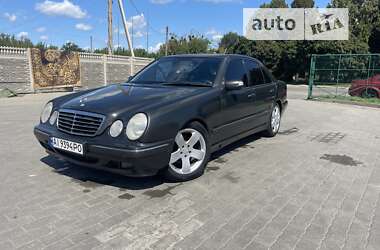 Седан Mercedes-Benz E-Class 2000 в Києві