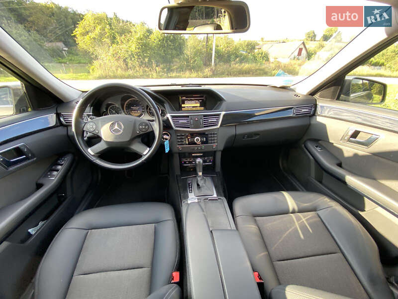 Седан Mercedes-Benz E-Class 2011 в Белой Церкви