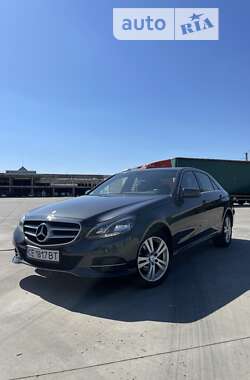 Седан Mercedes-Benz E-Class 2013 в Черновцах