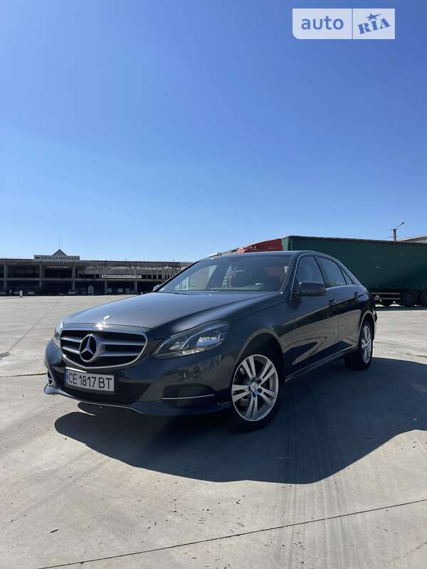 Седан Mercedes-Benz E-Class 2013 в Черновцах