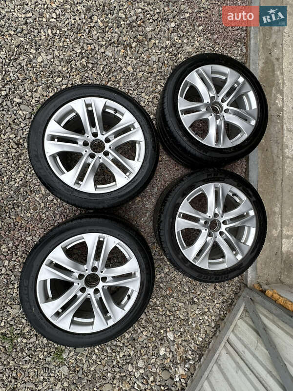 Седан Mercedes-Benz E-Class 2011 в Тячеві