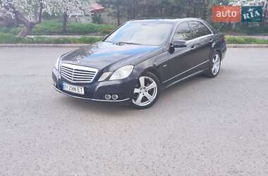 Седан Mercedes-Benz E-Class 2010 в Хмельницком