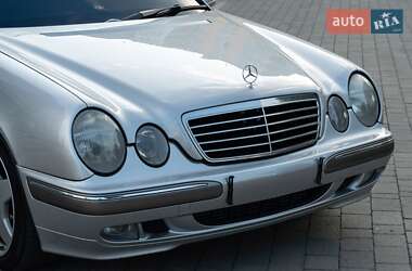 Седан Mercedes-Benz E-Class 2000 в 