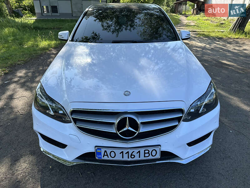Седан Mercedes-Benz E-Class 2014 в Іршаві