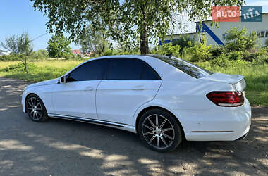 Седан Mercedes-Benz E-Class 2014 в 