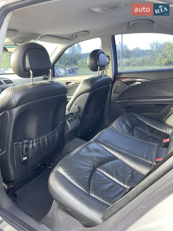 Седан Mercedes-Benz E-Class 2002 в Коломые