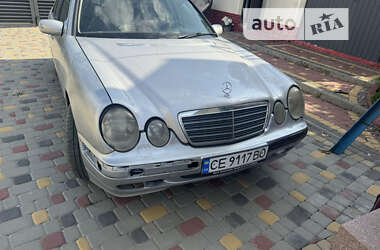 Седан Mercedes-Benz E-Class 2000 в Новоселиці