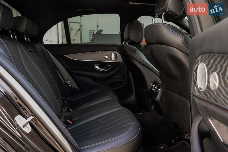 Седан Mercedes-Benz E-Class 2020 в Киеве