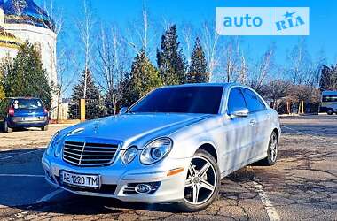 Седан Mercedes-Benz E-Class 2006 в Кривом Роге