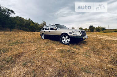 Універсал Mercedes-Benz E-Class 1994 в Краматорську