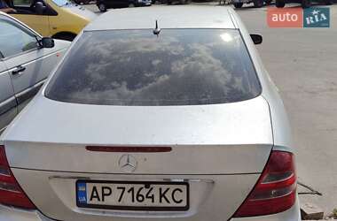 Седан Mercedes-Benz E-Class 2002 в 