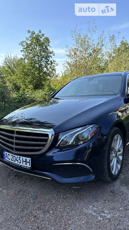 Универсал Mercedes-Benz E-Class 2018 в Нововолынске