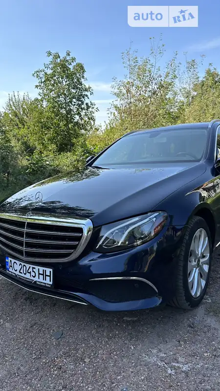 Универсал Mercedes-Benz E-Class 2018 в 
