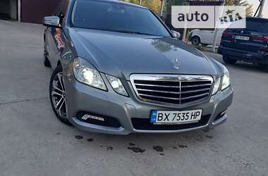 Седан Mercedes-Benz E-Class 2009 в Славуті