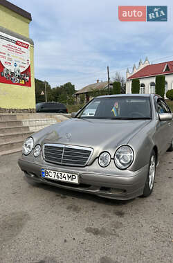 Седан Mercedes-Benz E-Class 2000 в Радехове