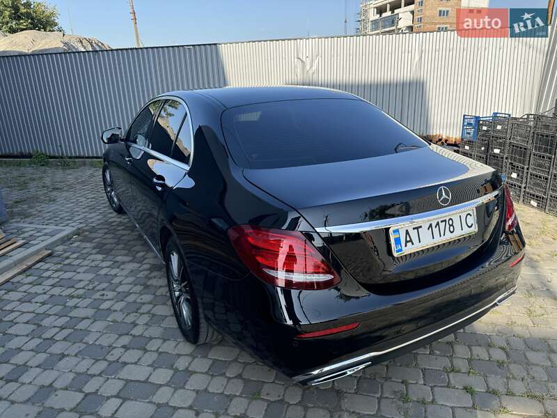 Седан Mercedes-Benz E-Class 2016 в Ивано-Франковске