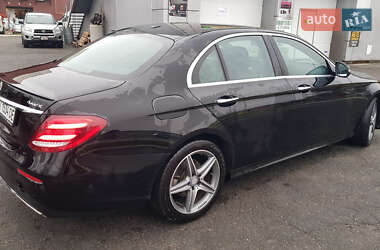 Седан Mercedes-Benz E-Class 2016 в 