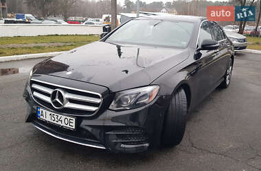 Седан Mercedes-Benz E-Class 2016 в 