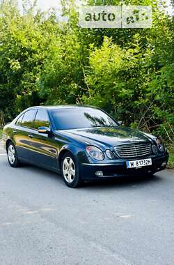 Седан Mercedes-Benz E-Class 2002 в Смілі