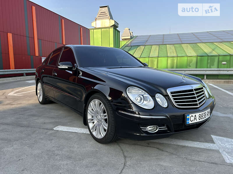 Седан Mercedes-Benz E-Class 2007 в Києві