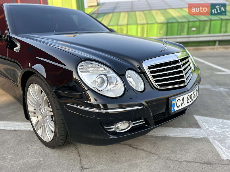 Седан Mercedes-Benz E-Class 2007 в Киеве