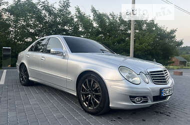 Седан Mercedes-Benz E-Class 2006 в Львове