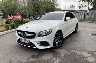 Седан Mercedes-Benz E-Class 2017 в Киеве