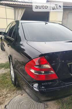 Седан Mercedes-Benz E-Class 2003 в 