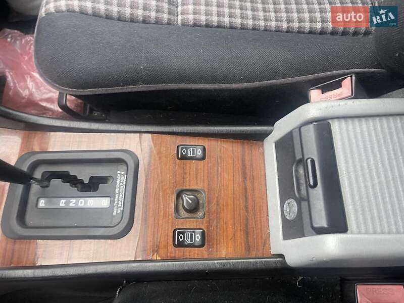 Універсал Mercedes-Benz E-Class 1994 в Чернівцях