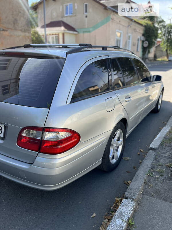 Универсал Mercedes-Benz E-Class 2005 в Стрые фото 27 Универсал Mercedes-Benz E-Class 2005 в Стрые