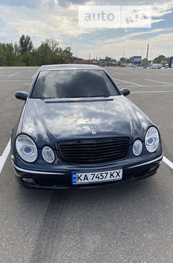 Седан Mercedes-Benz E-Class 2004 в Киеве