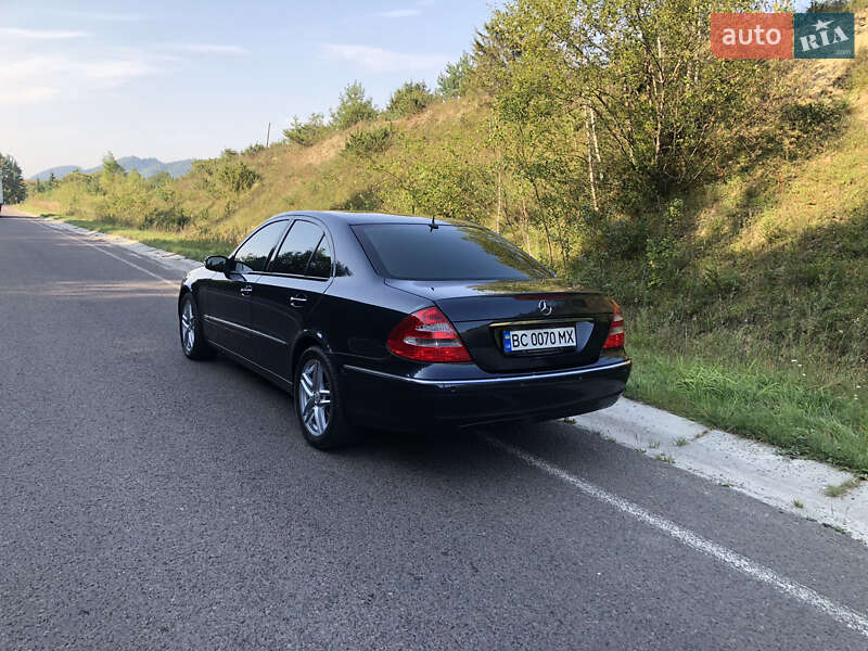 Седан Mercedes-Benz E-Class 2006 в Самборе