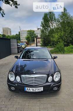 Седан Mercedes-Benz E-Class 2007 в Киеве