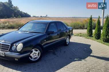 Седан Mercedes-Benz E-Class 1998 в Борисполі