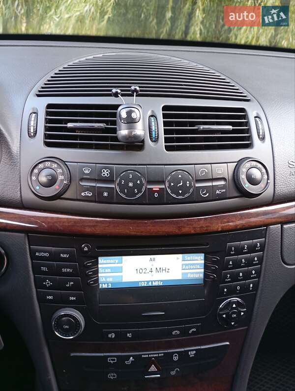 Универсал Mercedes-Benz E-Class 2004 в Чернигове