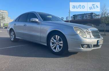 Седан Mercedes-Benz E-Class 2007 в Киеве