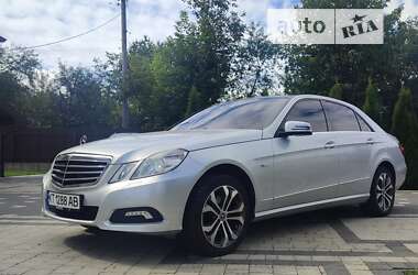 Седан Mercedes-Benz E-Class 2010 в Івано-Франківську