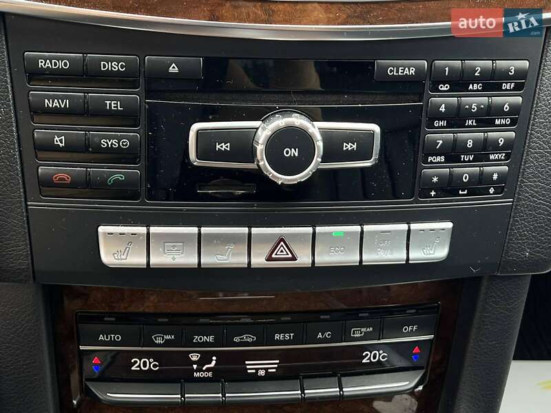 Седан Mercedes-Benz E-Class 2013 в Львові