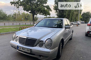 Седан Mercedes-Benz E-Class 2000 в Вышгороде