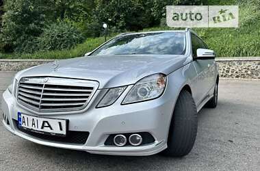 Универсал Mercedes-Benz E-Class 2011 в Киеве