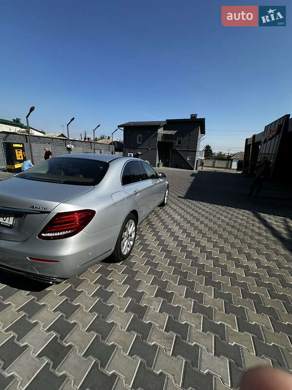 Седан Mercedes-Benz E-Class 2017 в Харькове фото 3 Седан Mercedes-Benz E-Class 2017 в Харькове