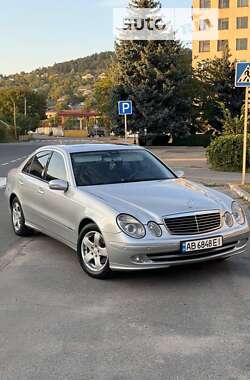 Седан Mercedes-Benz E-Class 2005 в Могилів-Подільському