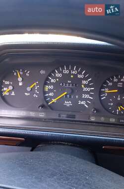 Универсал Mercedes-Benz E-Class 1995 в 