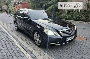 Универсал Mercedes-Benz E-Class 2011 в Ивано-Франковске