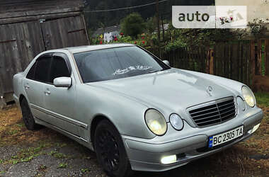 Седан Mercedes-Benz E-Class 1996 в Сколе