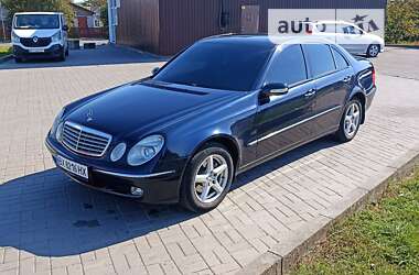 Седан Mercedes-Benz E-Class 2003 в Хмельницькому