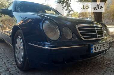 Седан Mercedes-Benz E-Class 2002 в Харькове