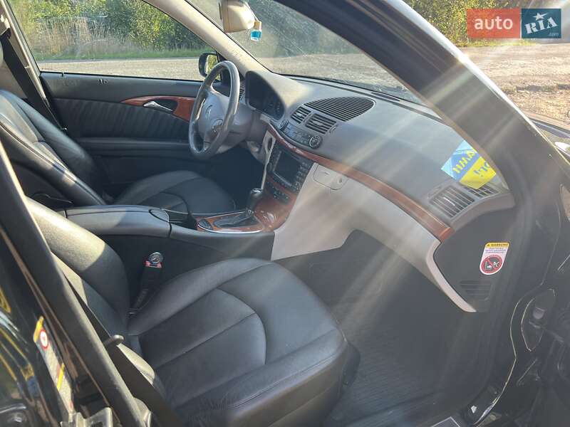Универсал Mercedes-Benz E-Class 2004 в Черновцах фото 11 Универсал Mercedes-Benz E-Class 2004 в Черновцах